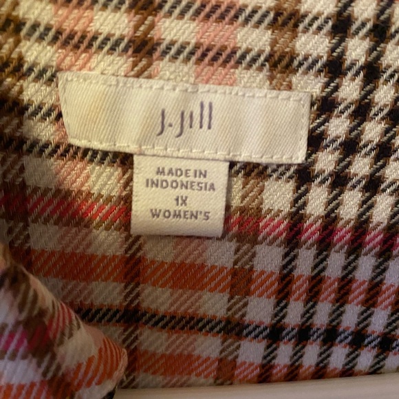 J. Jill blouse with ruffle. Size 1X. - Picture 4 of 4
